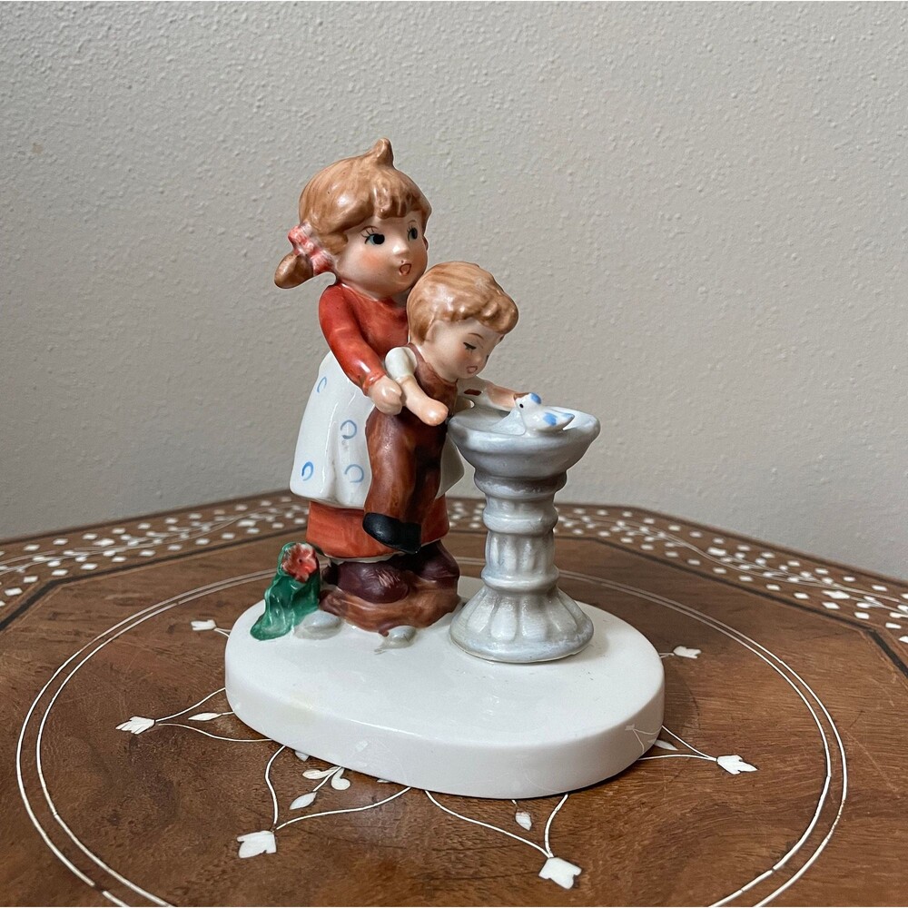 Vintage Lefton Figurine #07821 Kids At Fountain/Bird Bath